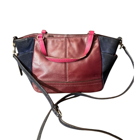 Coach Patchwork Quilted Shoulder Bag – Pink Burgundy Denim + FREE Bag Charm 🎁 - Picture 1 of 10